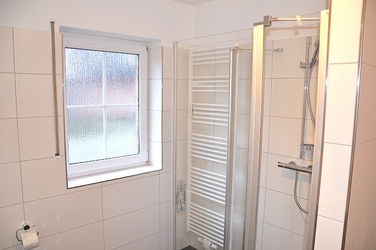 neu gestaltetes Duschbad
