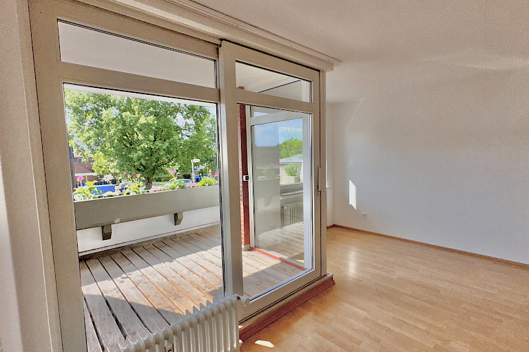 Zugang zur Südwest- Loggia