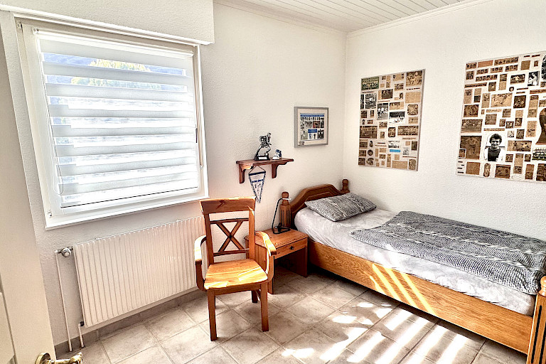 Gast/ Büro