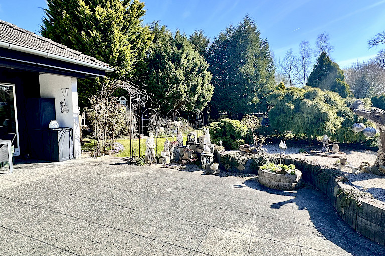 Blick von der Gartenterrasse