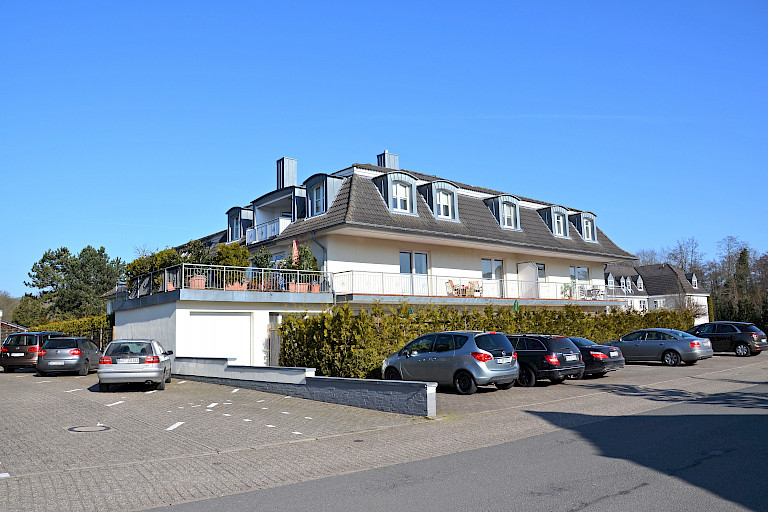 Straßenansicht