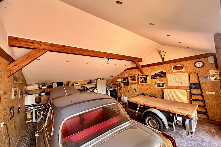 Oldtimer- Garage